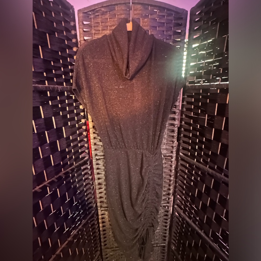 NWT Black Halo Iliana Ruched Sheath Dress